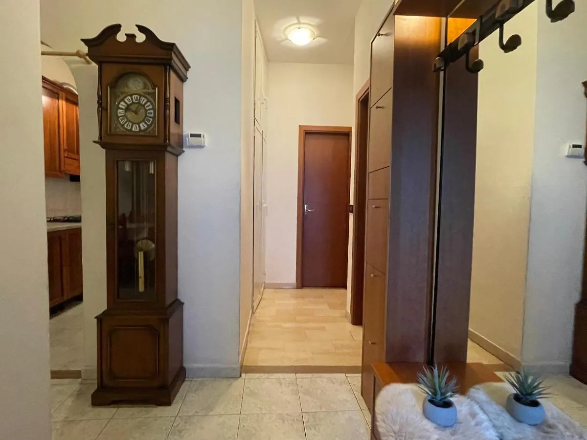 Borghetto Center Large Apartment -Free Parking . Borghetto Santo Spirito 0*,